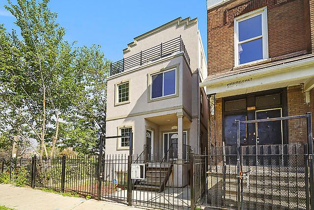 1st image of 1917 S Trumbull Ave