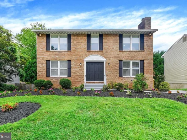 5 Dandelion Ct, Owings Mills, MD 21117