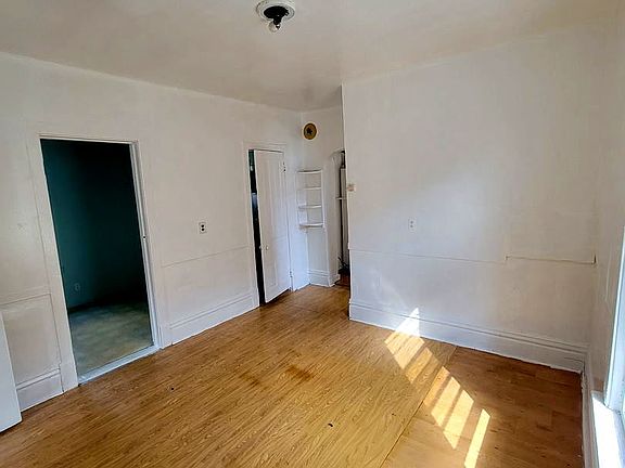 2nd image of 4504 S Paulina St
