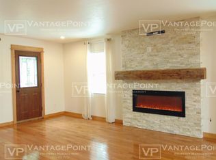 1429 Dousman St, Green Bay, WI 54303