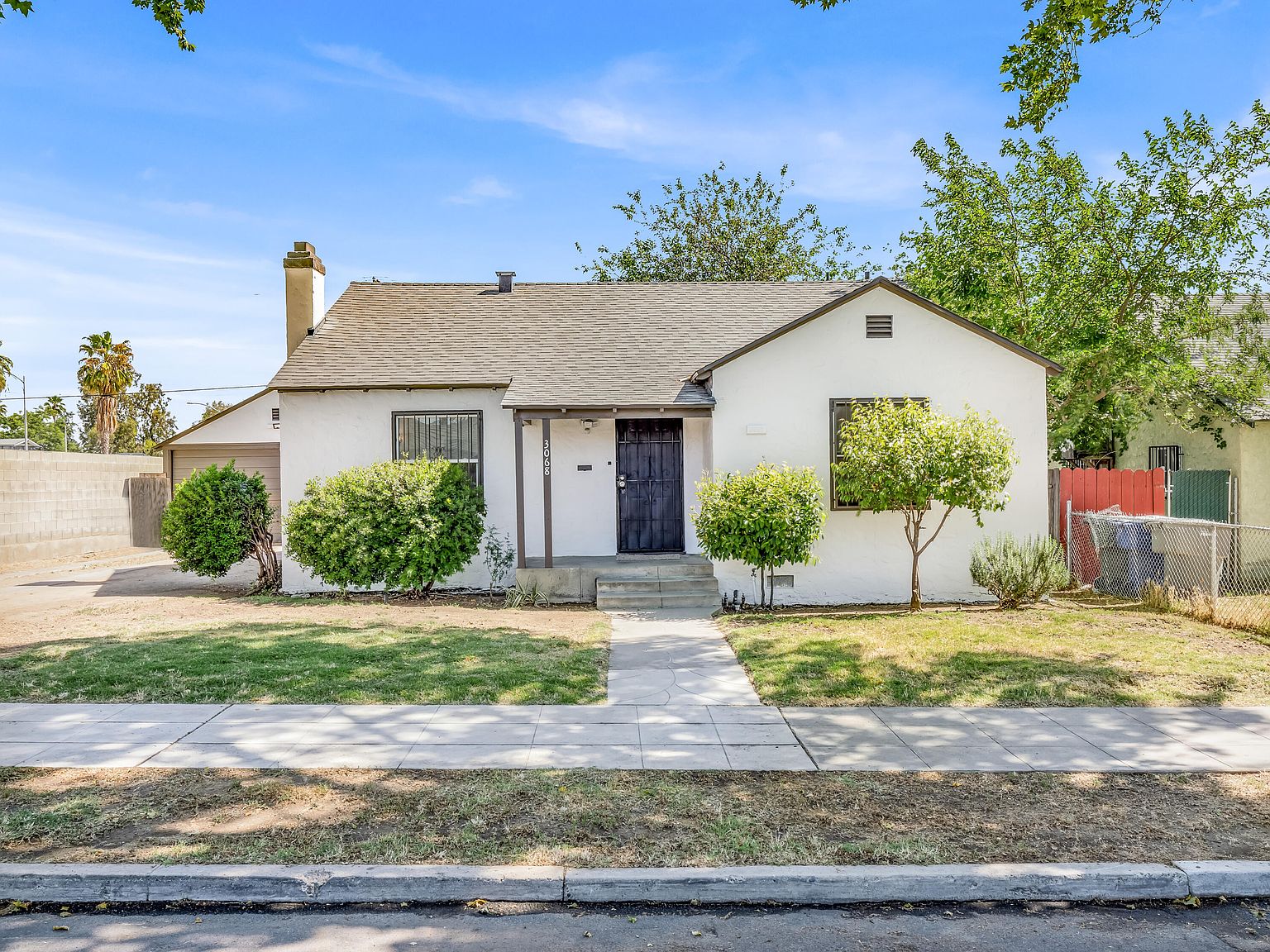 3068 E Grant Avenue, Fresno, CA 93701 | Zillow