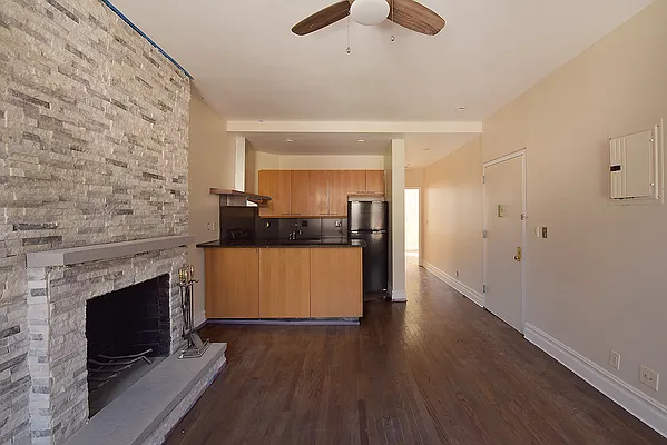 Rented by LEE & ASSOCIATES NYC RESIDENTIAL LLC | media 2