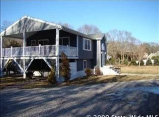 11 Wildflower Dr, Westerly, RI 02891