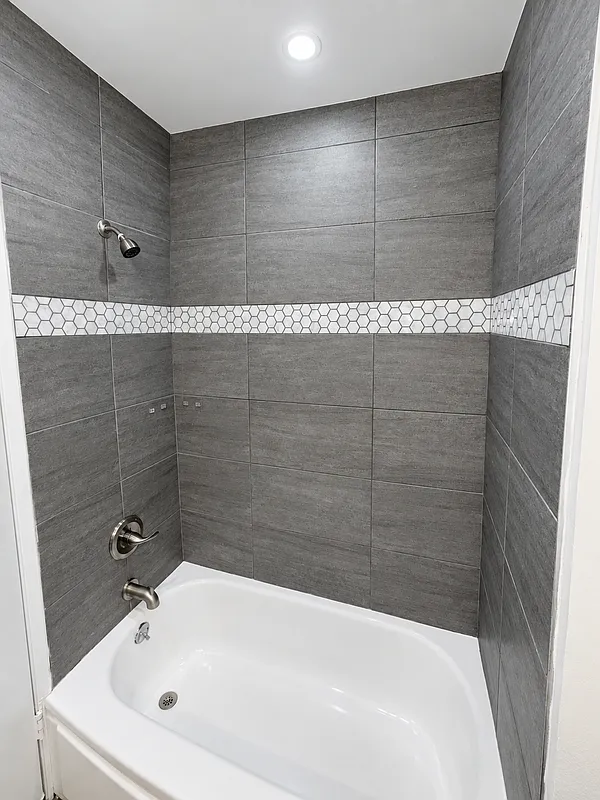 1 bed, 1.0 bath, 930 sqft, $2,295 — Photo 4