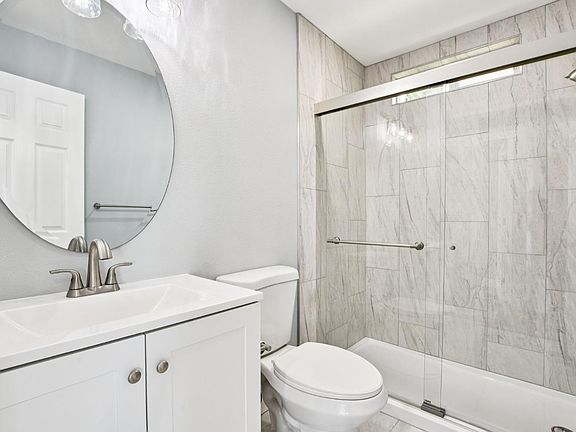 19th image of 4224 Floral Dr