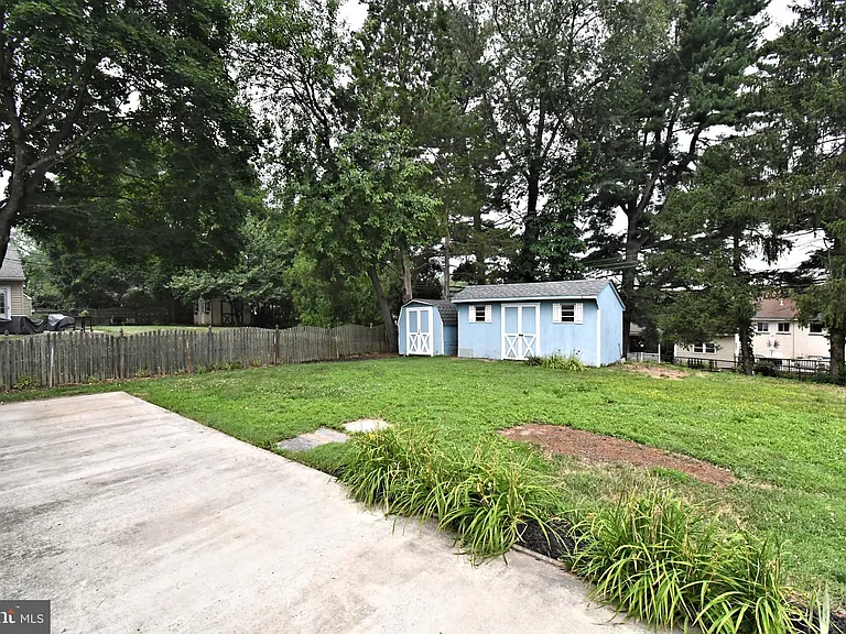 559 General Muhlenberg Rd — Photo 43