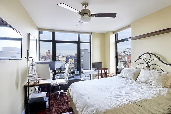 Sold by Warburg | media 12