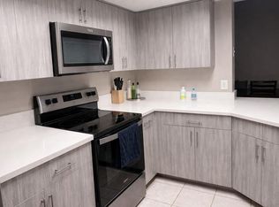 5065 Wiles Rd APT 302, Pompano Beach, FL 33073