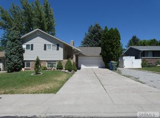 1714 Rainier Dr, Pocatello, ID 83201