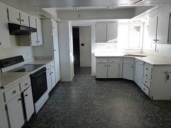 5th image of 5215 N 67th Dr