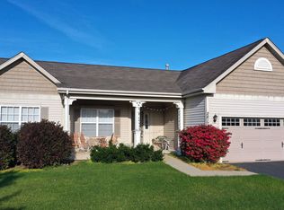 2817 Jennifer Ln, McHenry, IL 60051