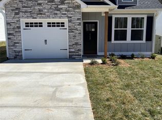 117 Crew Ln, Black Mountain, NC 28711