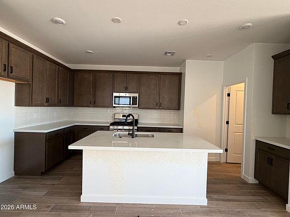 5th image of 18256 W Lupine Avenue