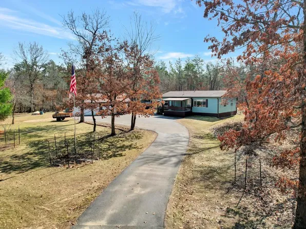 3676 9th Ave, Wisconsin Dells, WI 53965