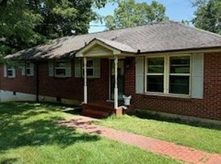 3930 W Valley Dr, Nashville, TN 37211