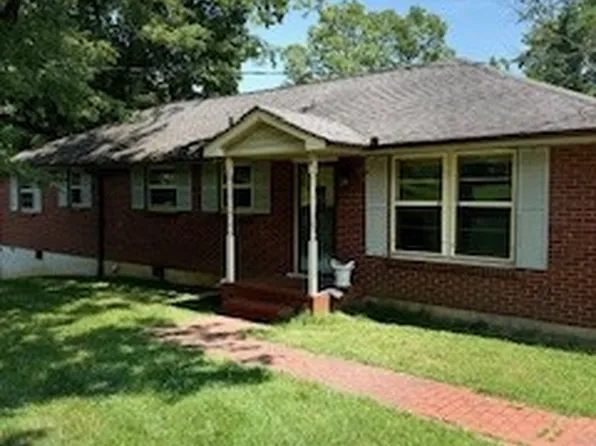 3930 W Valley Dr, Nashville, TN 37211