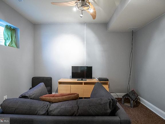 4th image of 22904 Thornbury Dr