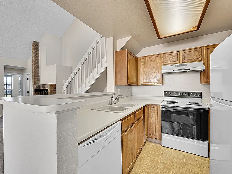 3026 W Prentice Ave #J — Photo 12