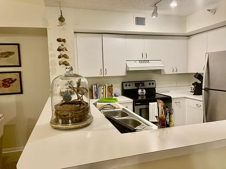 120 Yacht Club Way #305 — Photo 2