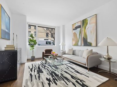 214 N 11th St #1M, Brooklyn, NY, 11211