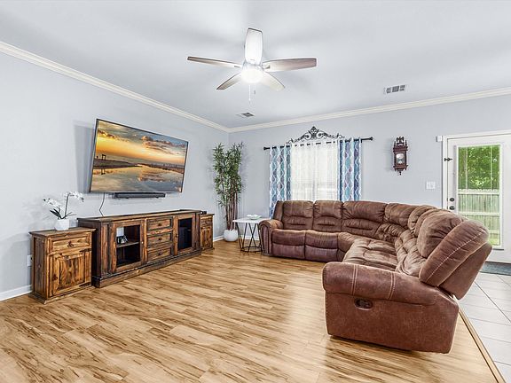 4th image of 25937 Bronzewood St