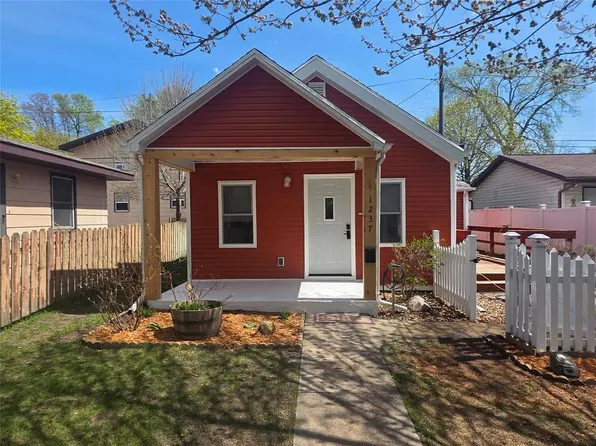 1237 East Avenue, La Crosse, WI 54601