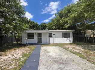1351 NE 149th St, Miami, FL 33161