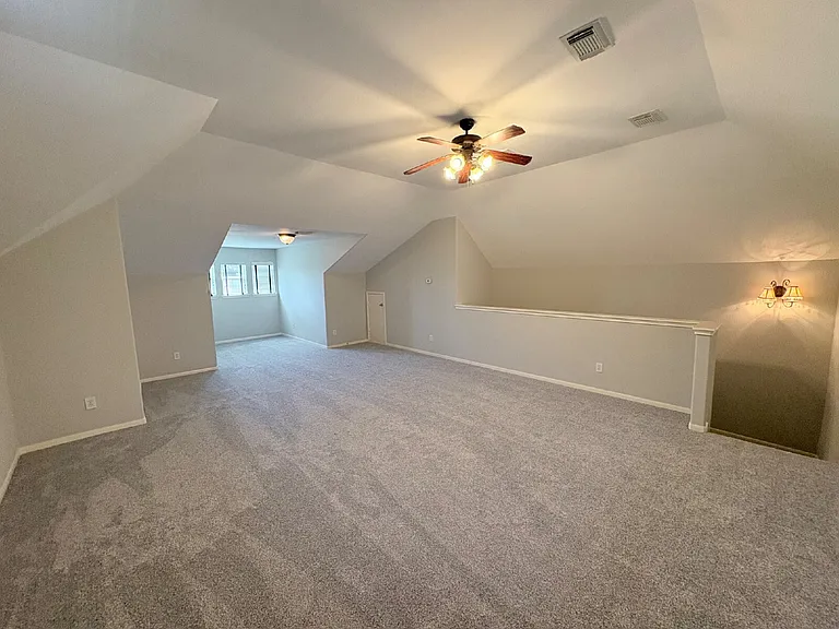18703 River Meadows Rd — Photo 8