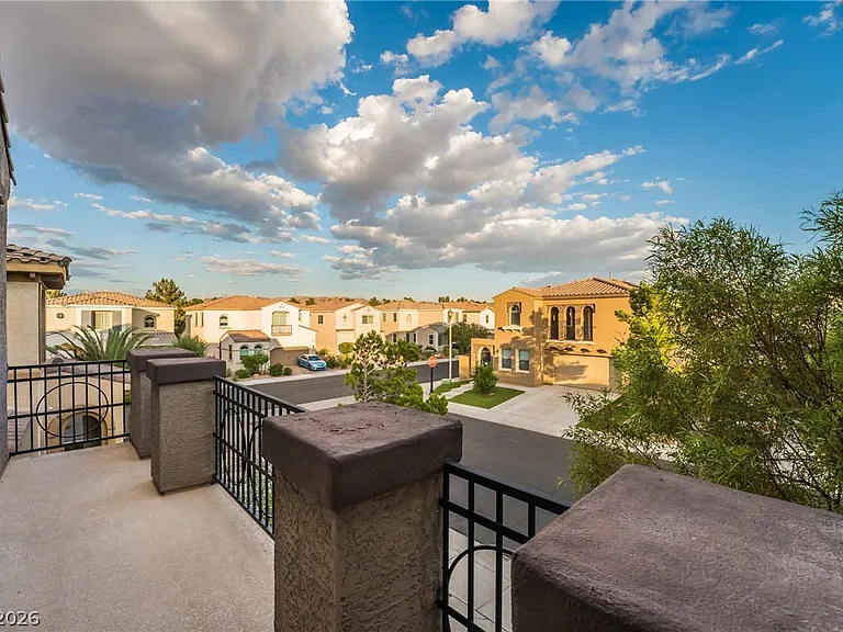 220 Via Mezza Luna Ct — Photo 36
