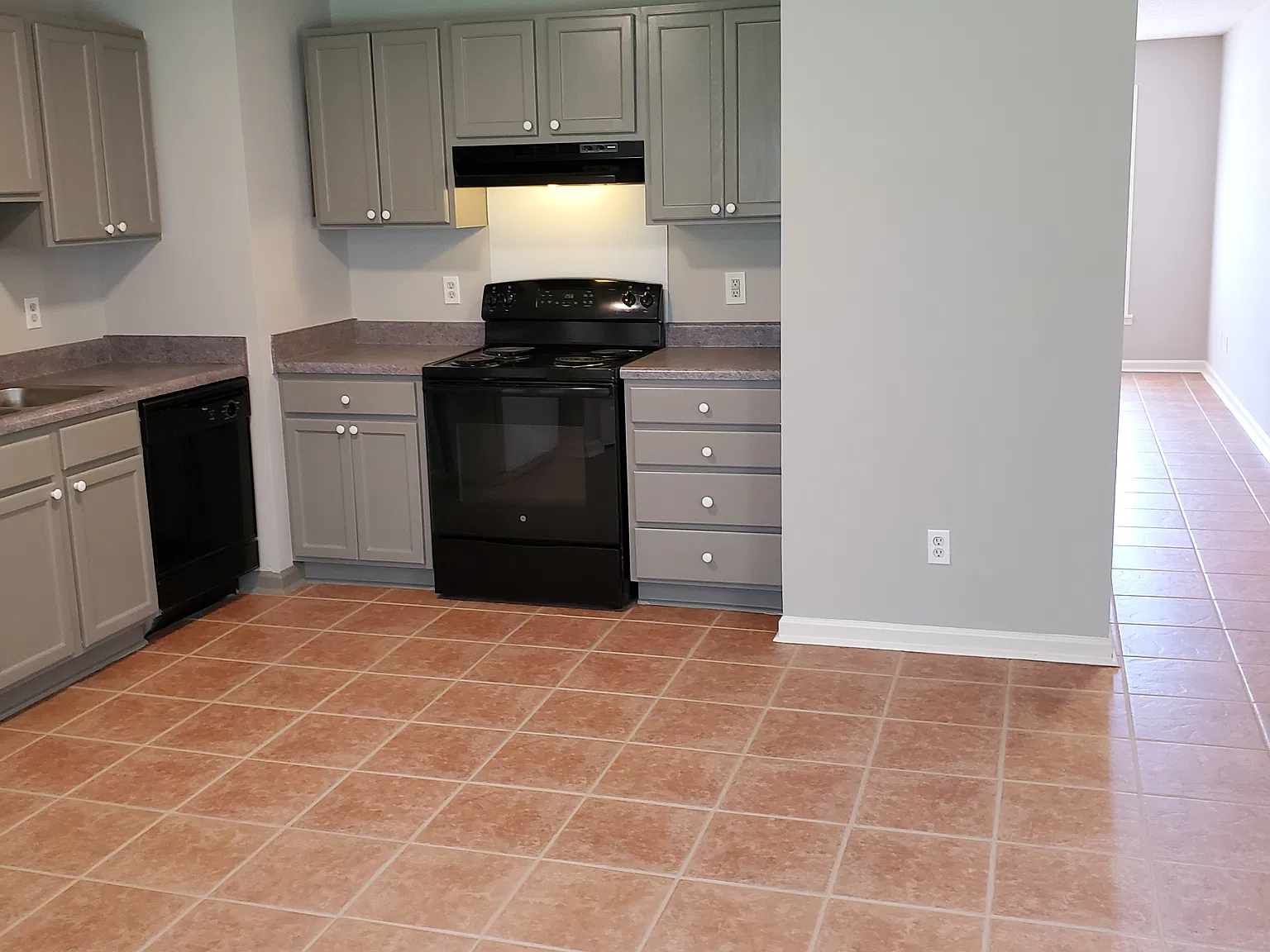 2 bed, 1309 sqft, $1,525 — Photo 4