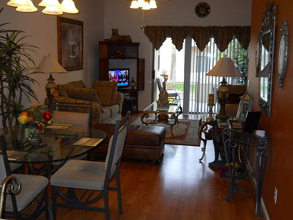 5th image of 205 N 74th St Unit 117