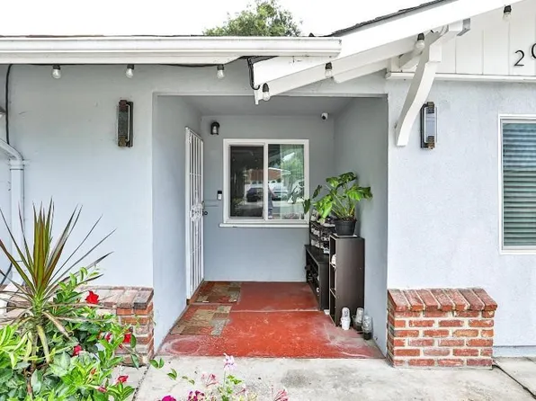 2026 W Orange Ave, Anaheim, CA 92804