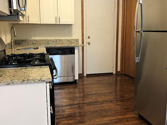 2nd image of 4205 N Oakley Ave APT 2W