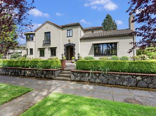 3445 NE Peerless Pl, Portland, OR