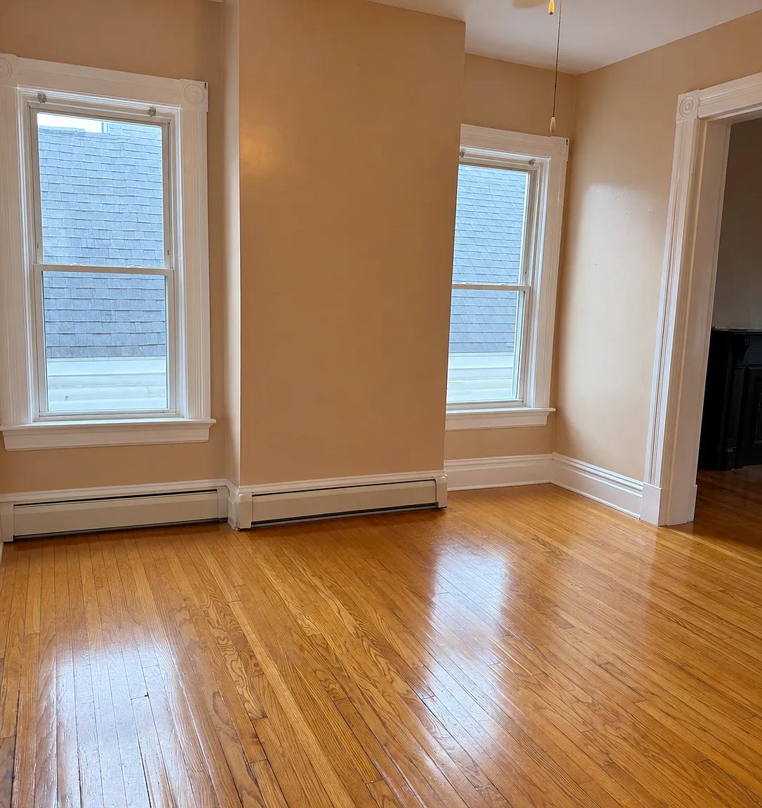 2 bed, 1200 sqft, $1,450 — Photo 3