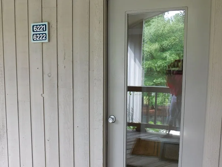 6222 Harbourside Dr — Photo 7