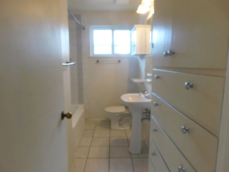 941 Walnut Ave — Photo 11