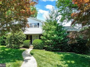 2995 Dearborn Ln, York, PA 17402