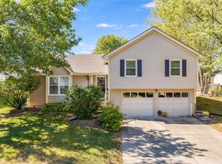 1712 Patricia Dr, Kearney, MO 64060