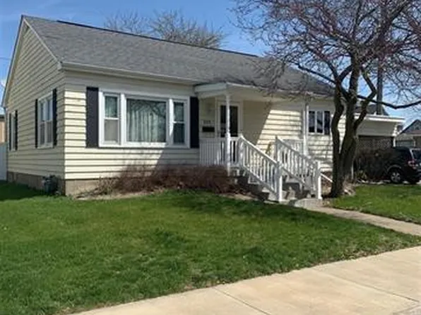 205 W Clay St, Mount Pleasant, IA 52641