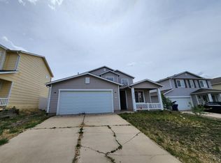 2220 Meadowlark Ln, Pueblo, CO 81008