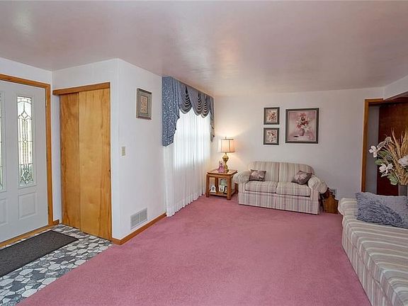 3rd image of 795 Dichicco Dr