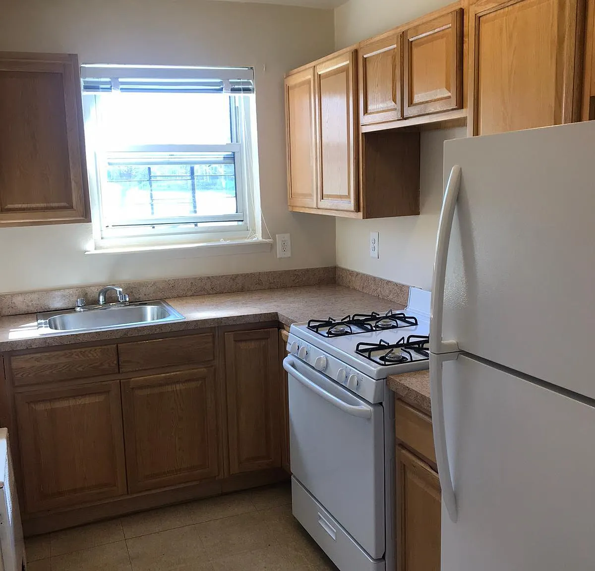 7110 Parsons Blvd — Photo 1