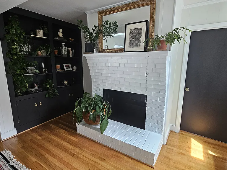 809 W 47th St — Photo 11