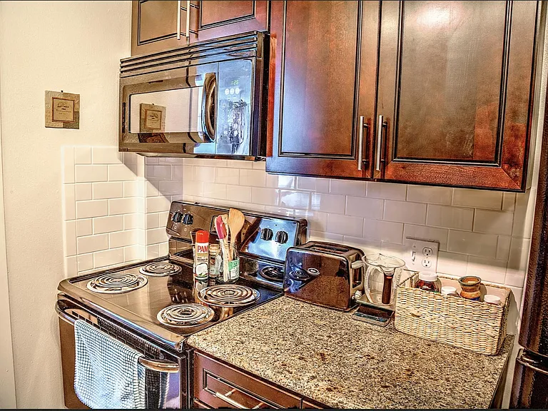 5538 Pershing Ave #209 — Photo 2