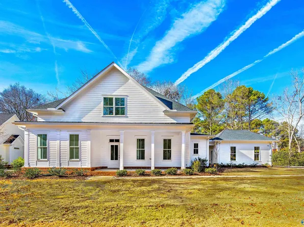 784 Cherokee Ridge Dr, Union Grove, AL 35175