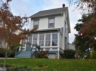 151 Lowrys Ln, Bryn Mawr, PA 19010