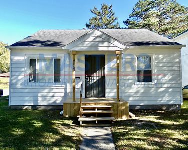 926 Searles Rd, Toledo, OH, 43607