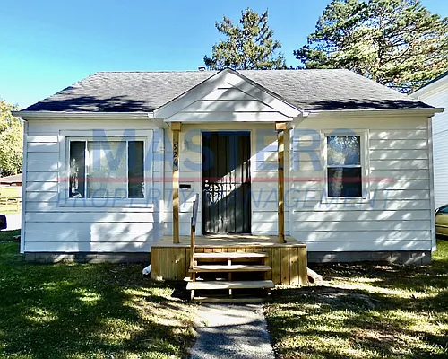 926 Searles Rd Photo 1