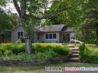 3861 Red Cedar Point Rd, Excelsior, MN 55331